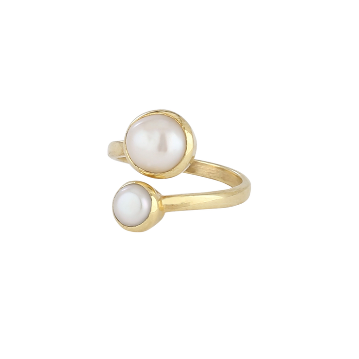 Adjustable pearl ring